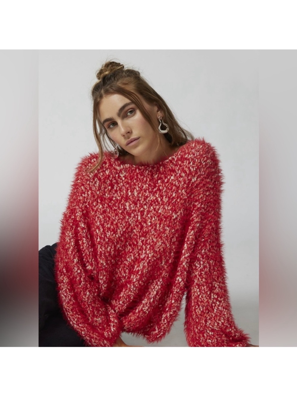 Urban Outfitters‎ Jamie Oversized Fuzzy Sweater